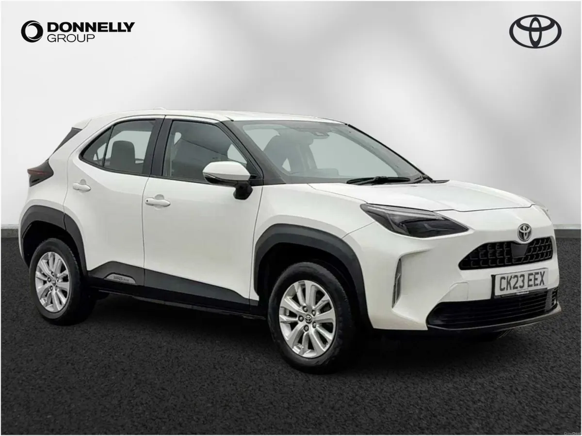 Toyota Yaris Cross Estate Icon - Image 1