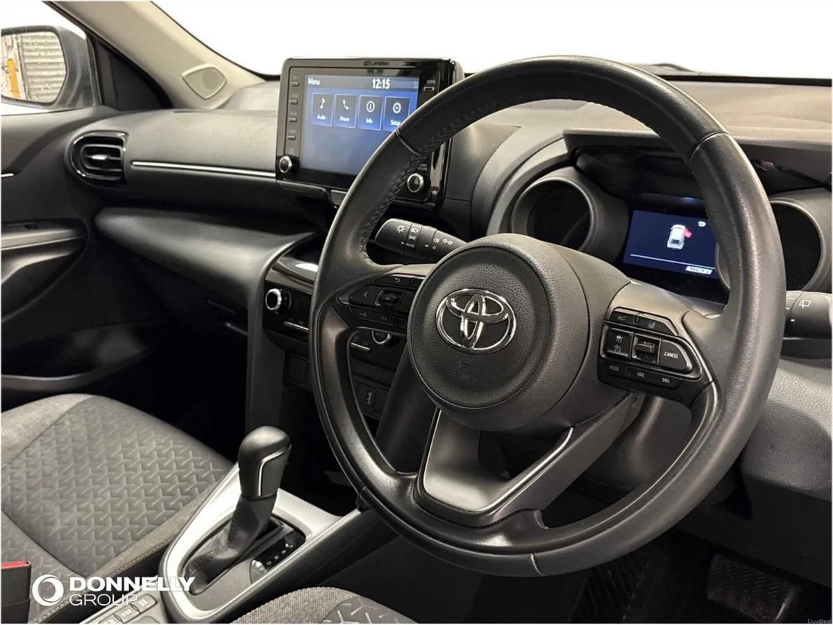 Toyota Yaris Cross Estate Icon - Image 3
