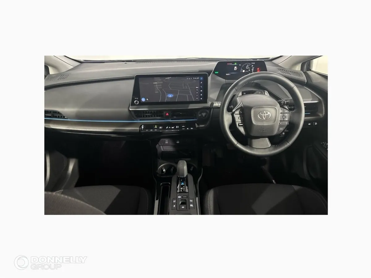 Toyota Prius Hatchback Design - Image 4