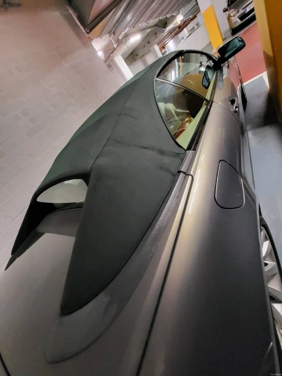 E64 630i Convertible - Image 5