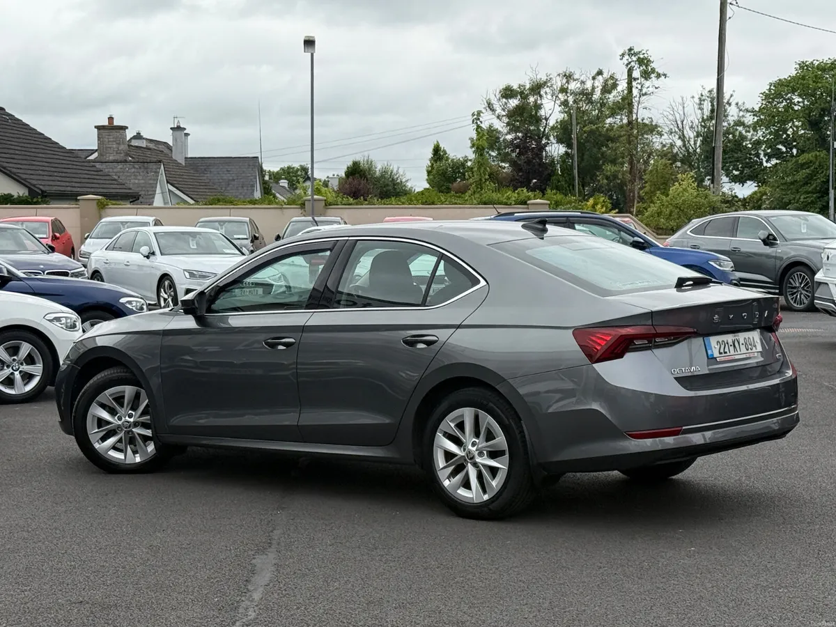 221 SKODA OCTAVIA 1.0 AMBITION AUTOMATIC - Image 3