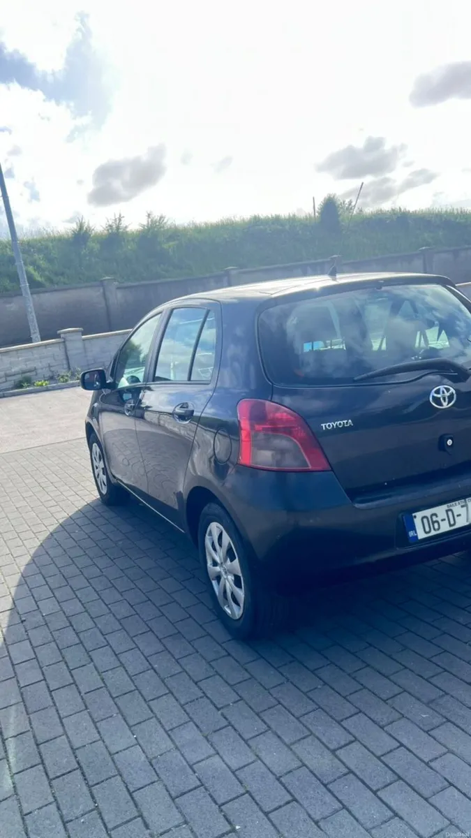 Car - Image 4