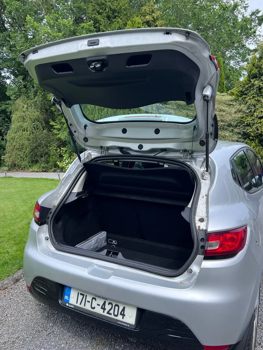 Renault Clio 2017 - Image 4