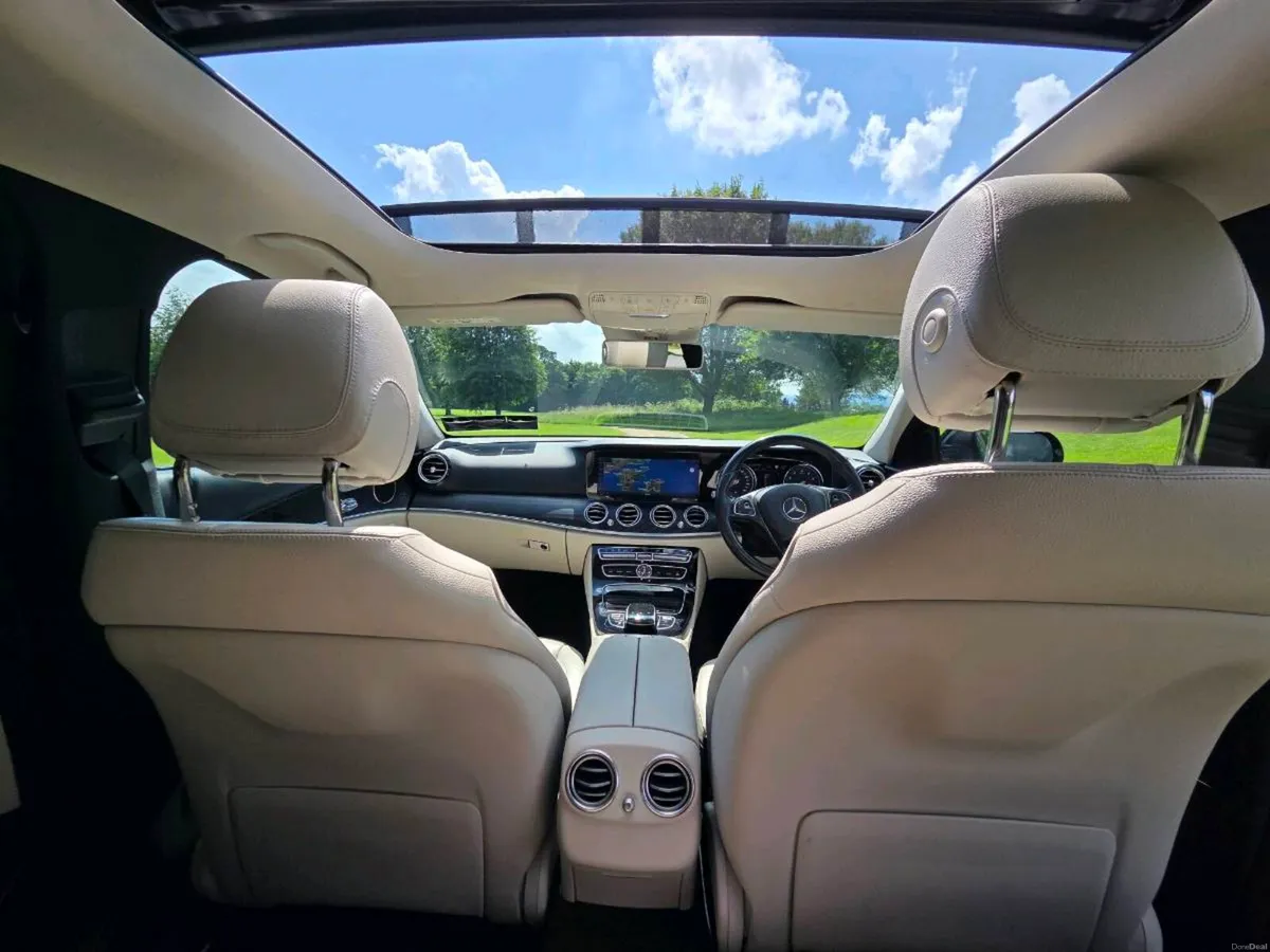 2018 MERCEDES C350E PREMIUM PAN ROOF - Image 4