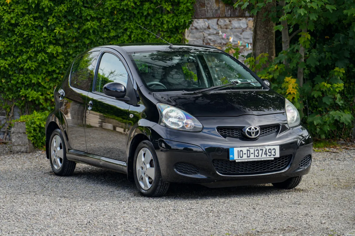 2010 Toyota Aygo 1.0 Petrol Manual - Image 1
