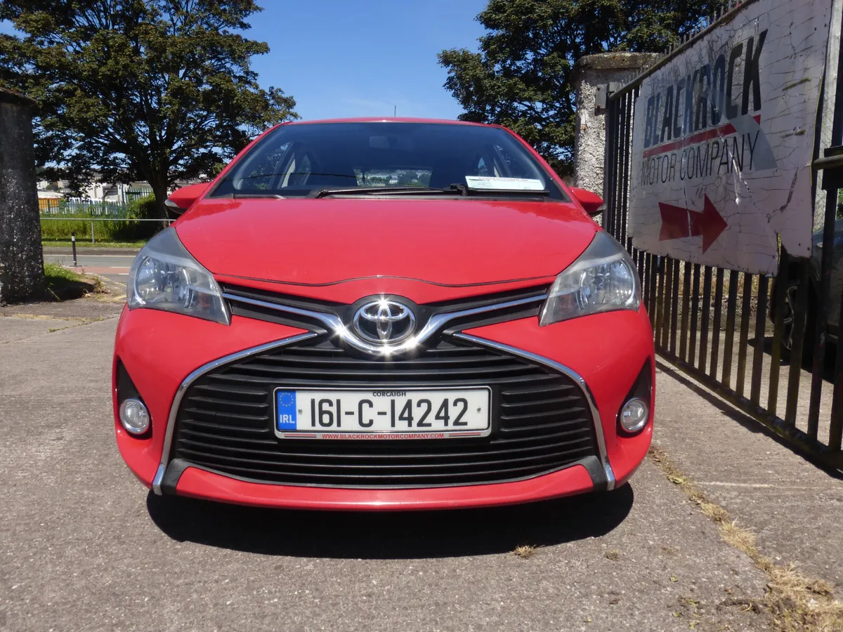 Toyota Yaris 2016 - Image 2