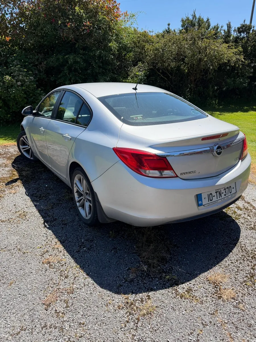 Car - Image 4