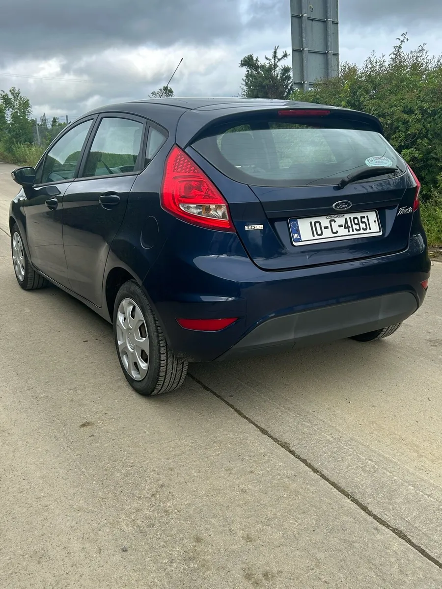 2010 ford fiesta - Image 2