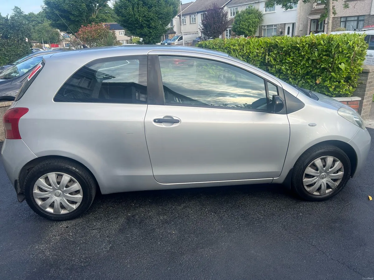 Toyota Yaris - Image 4