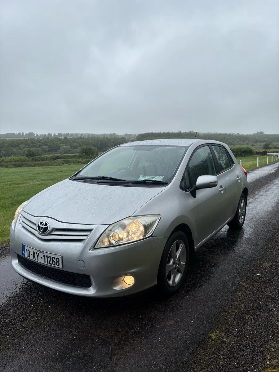 Toyota auris 2010  (fresh nct ) - Image 1