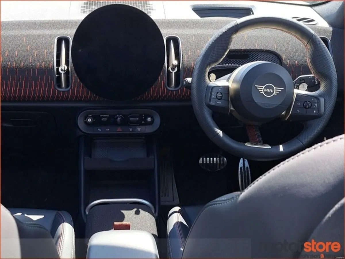 Mini Countryman ** JOHN COOPER WORKS** - Image 4