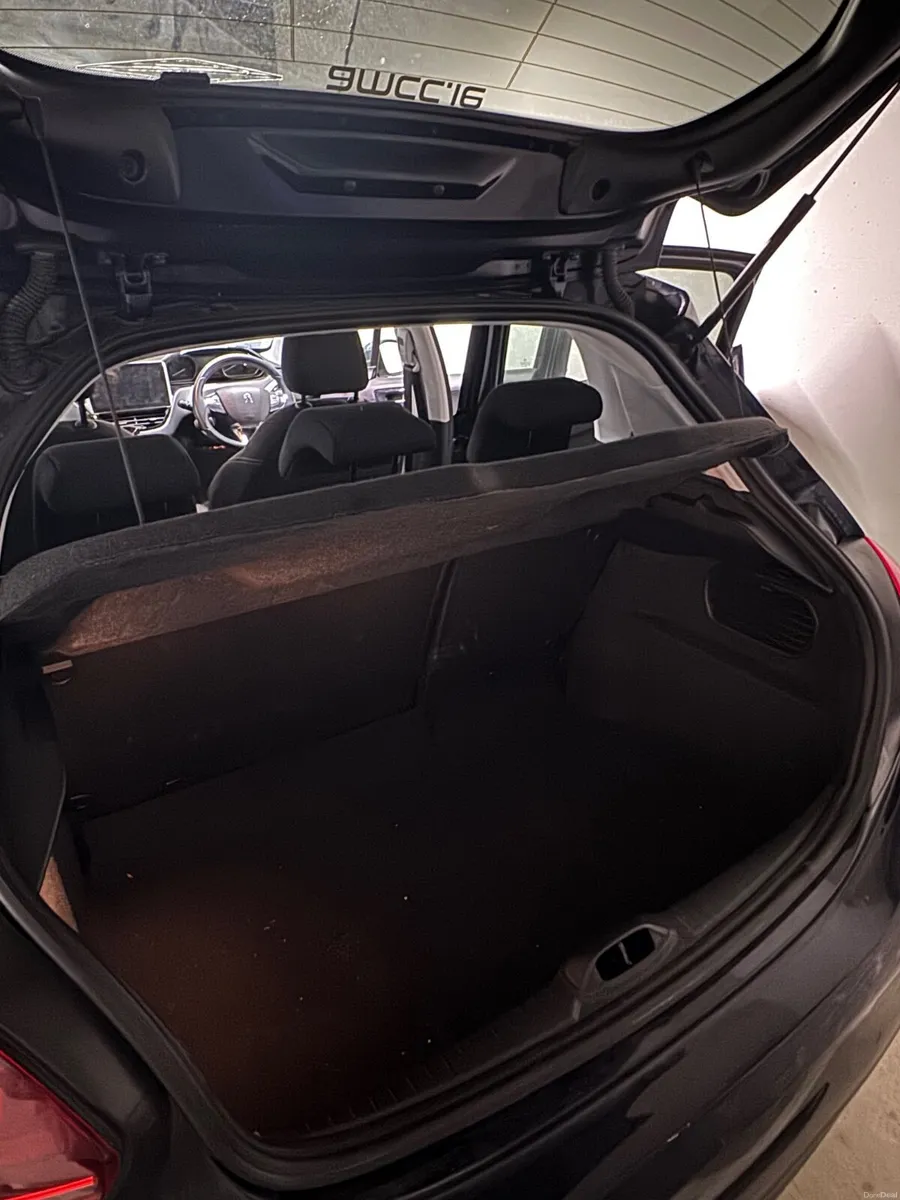 Peugeot 208 2019 - Image 3