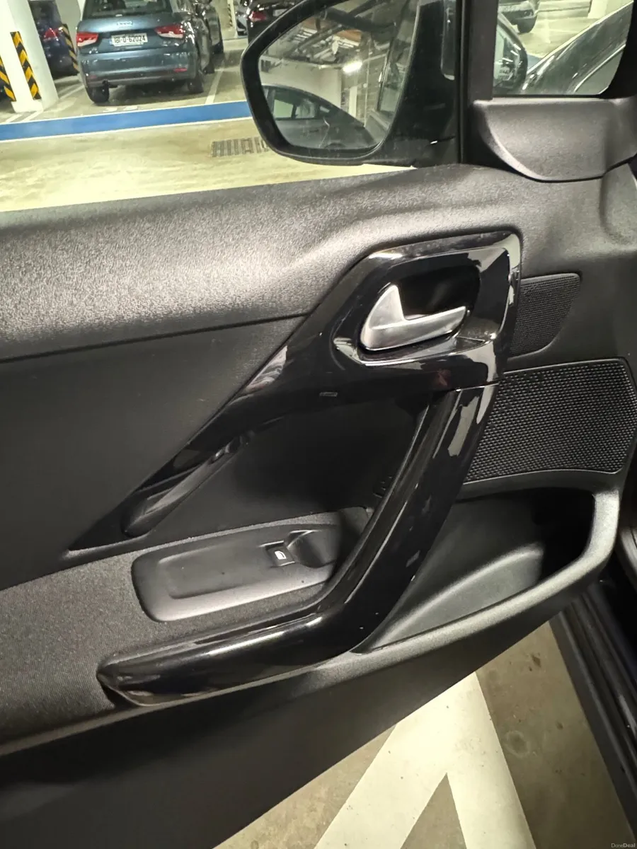 Peugeot 208 2019 - Image 1