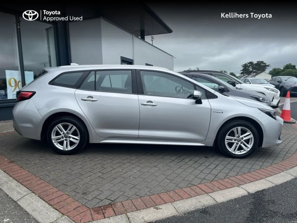 Toyota Corolla COROLLA HYB 1.8 LUNA TS - Image 3