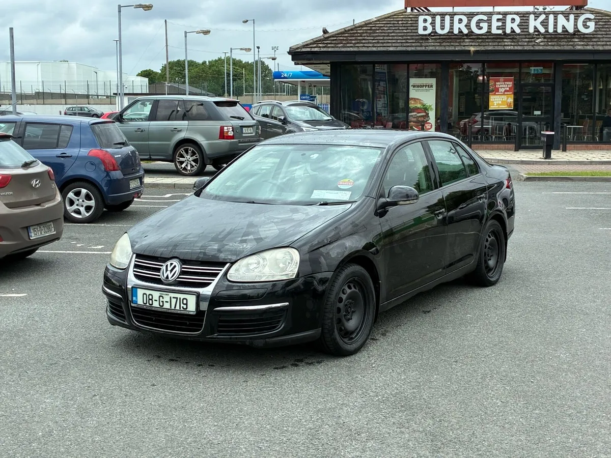 Volkswagen Jetta 1.6 petrol - Image 1
