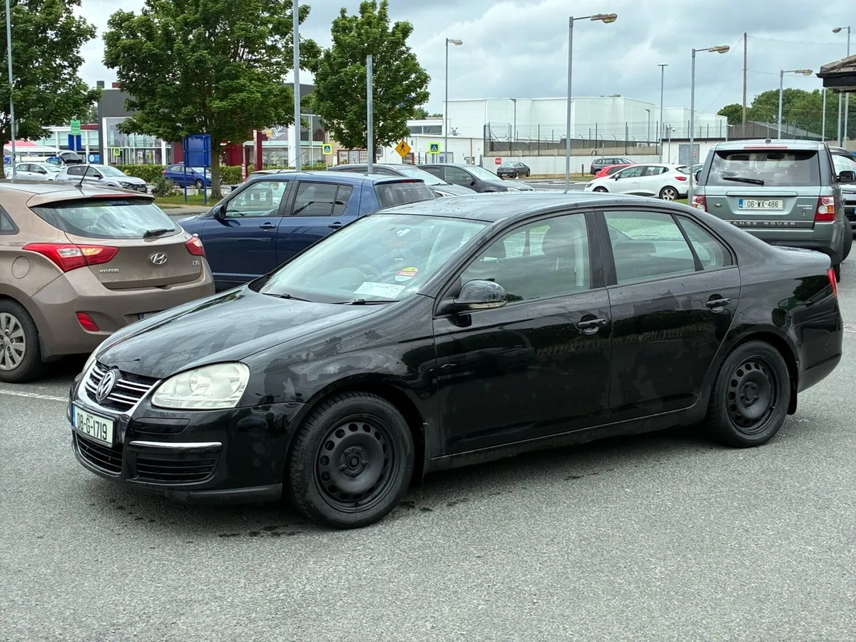 Volkswagen Jetta 1.6 petrol - Image 3