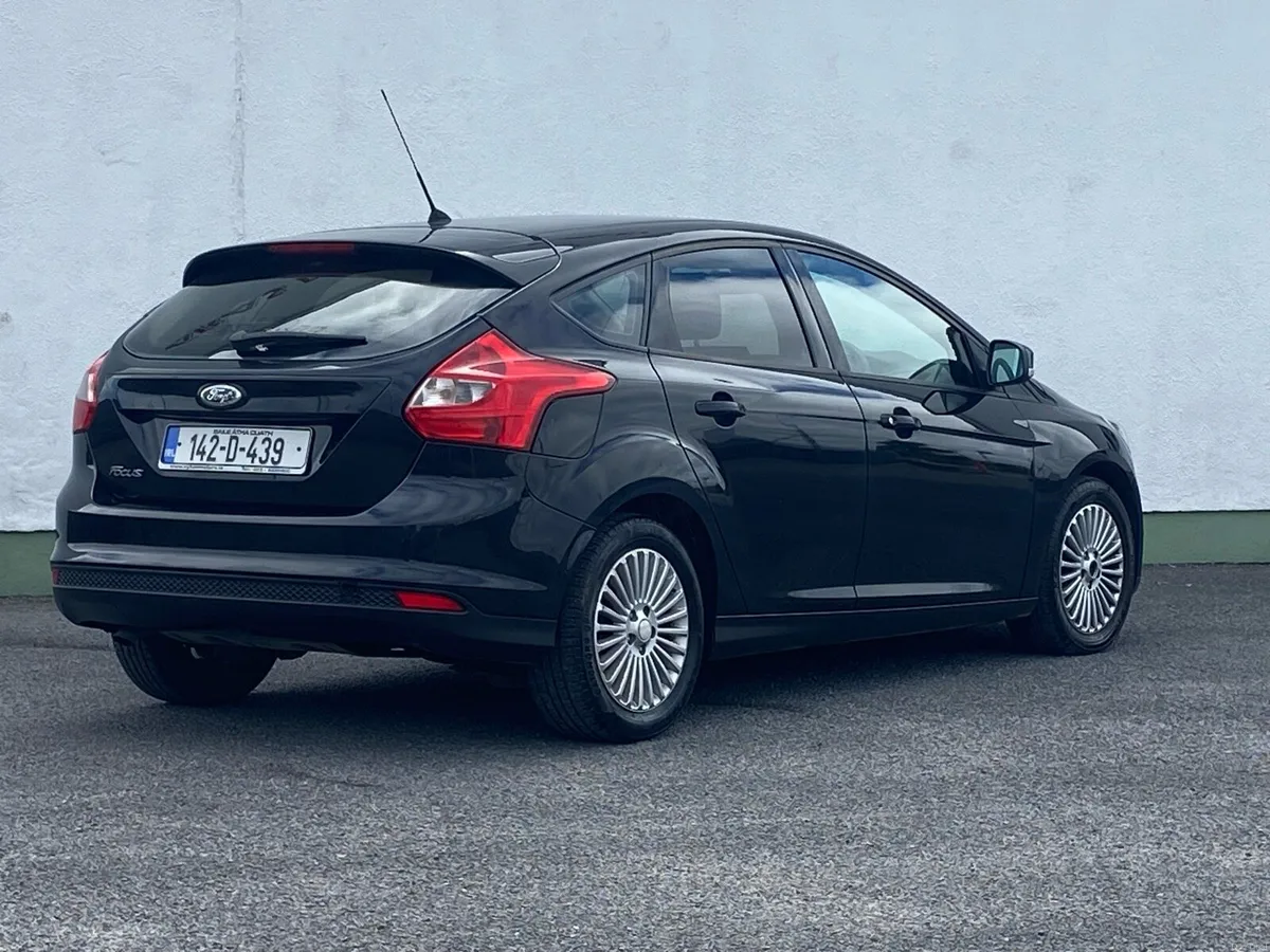Ford Focus 1.6D 2014 FSH Low mileage - Image 4