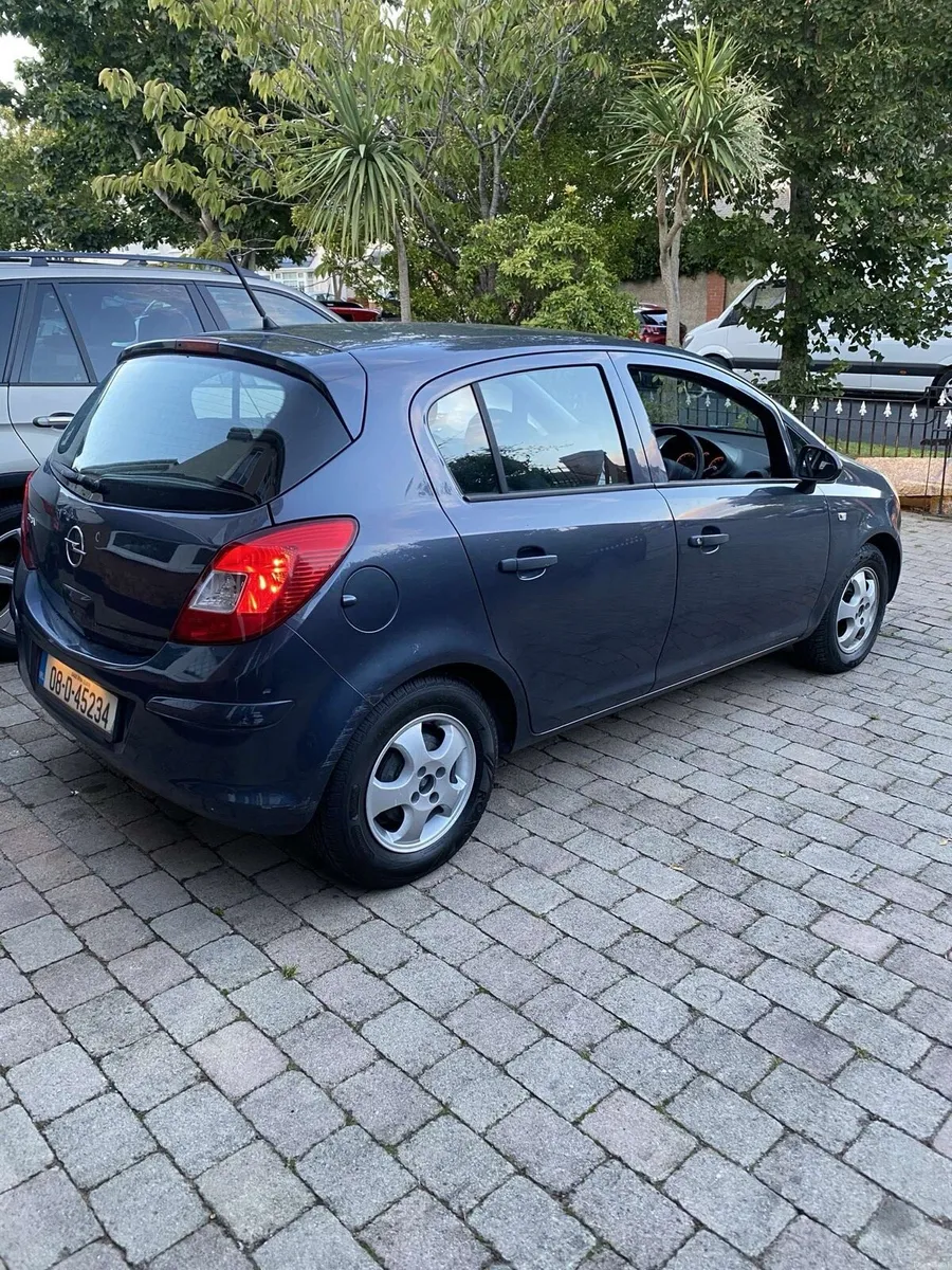 2008 opel Corsa - Image 4