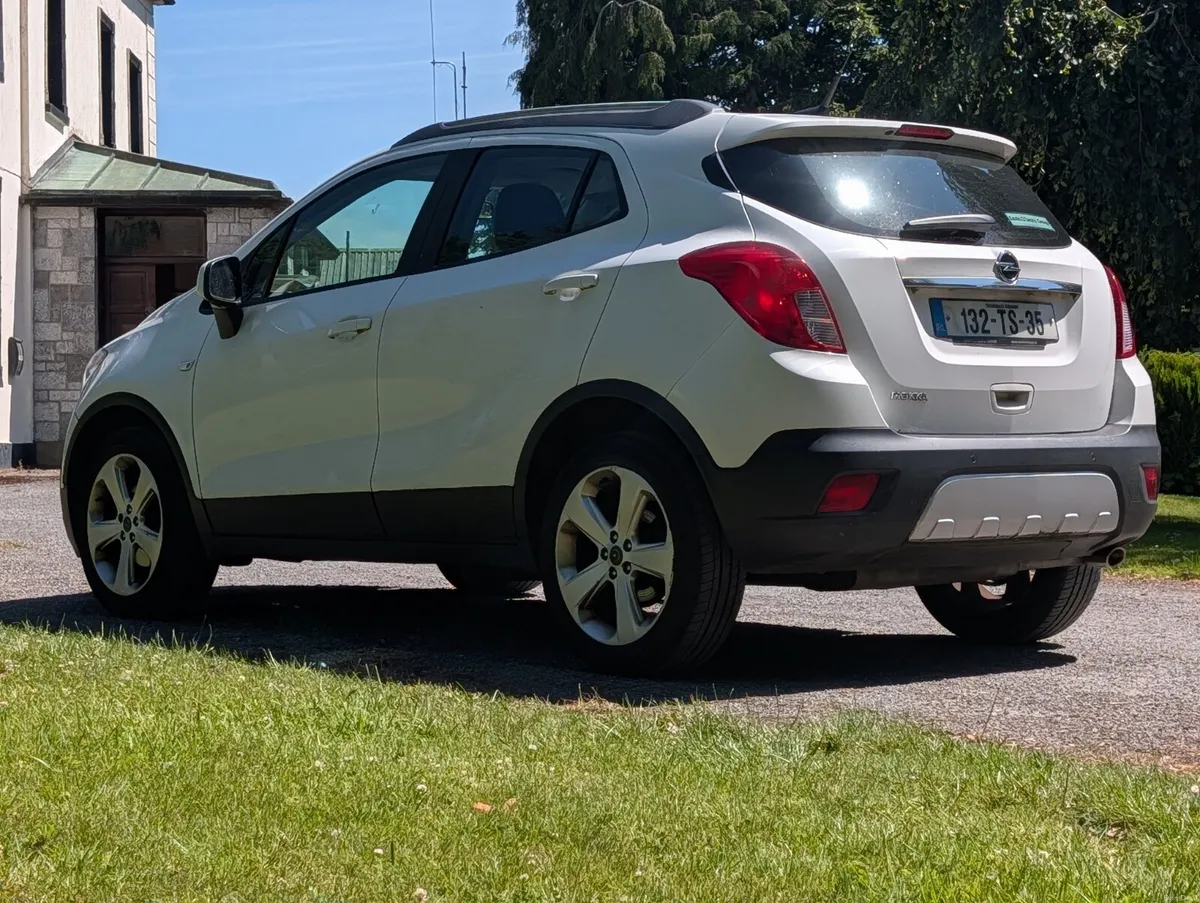 2013 Opel Mokka 1.6 Petrol warranty available - Image 4