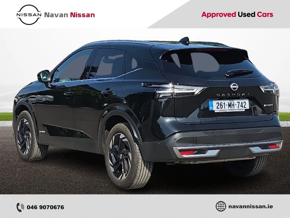 Nissan Qashqai SV PREMIUM *EX DEMO* - Image 6