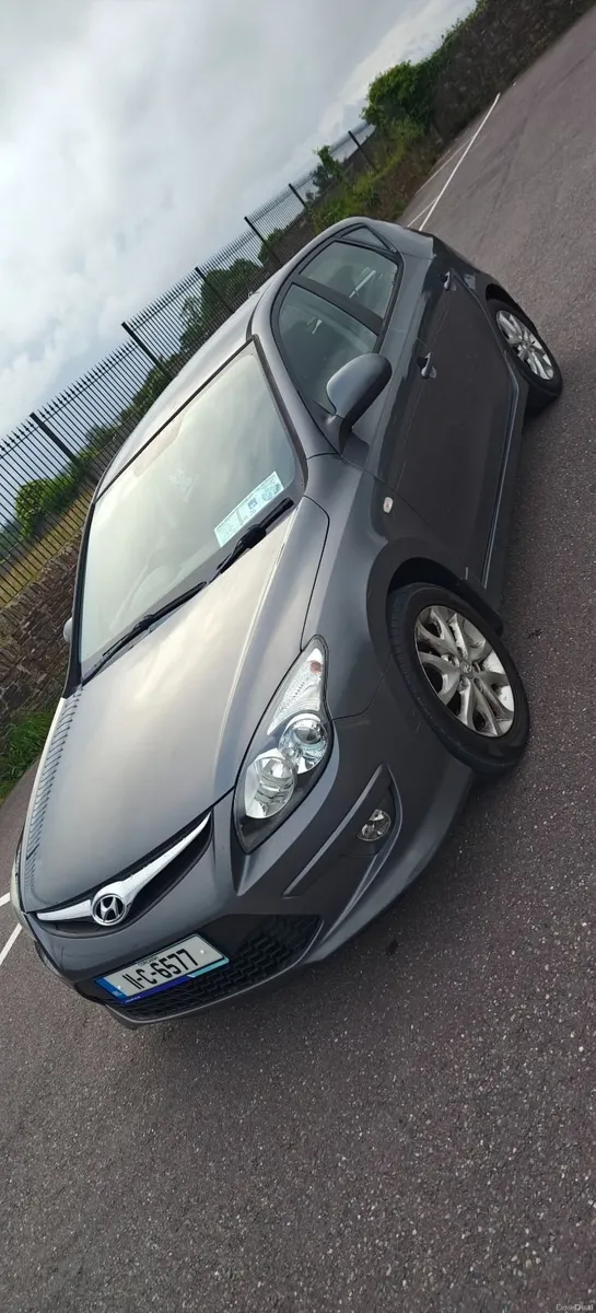Hyundai i30 2011 - Image 1