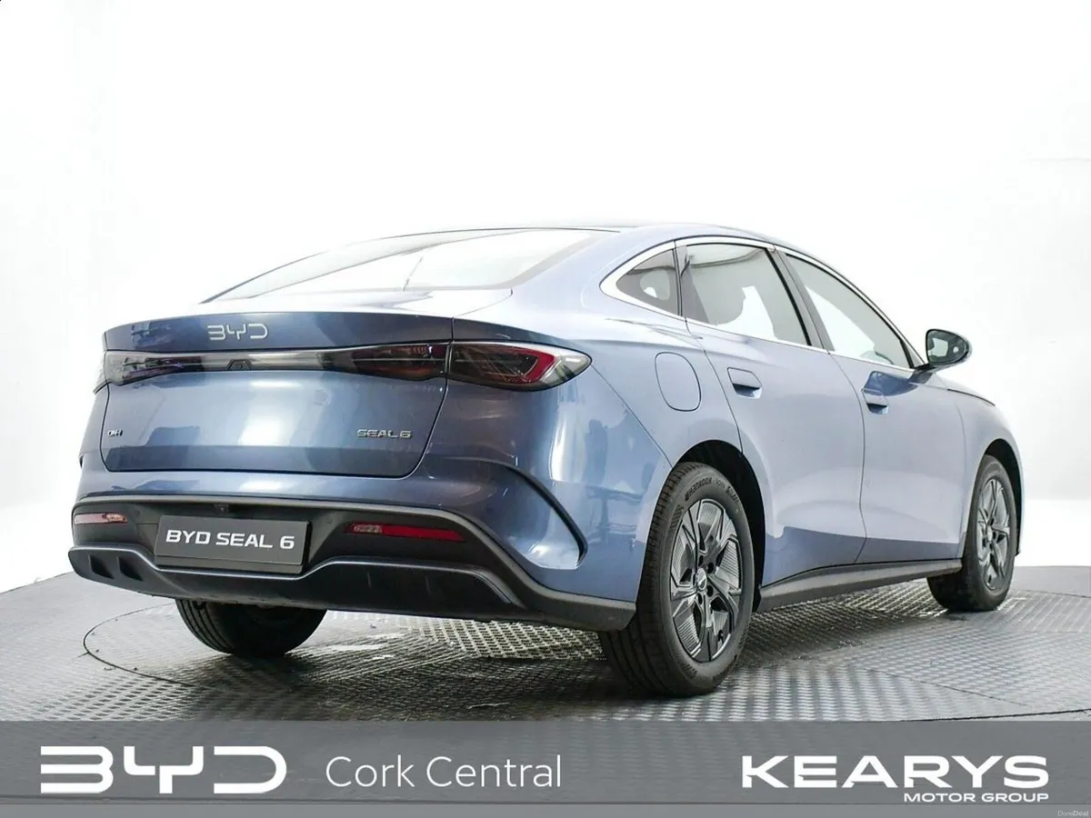 BYD Seal 6 DM-i COMFORT DEMO - Image 5