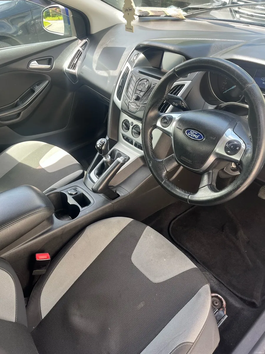 Ford focus - Image 4