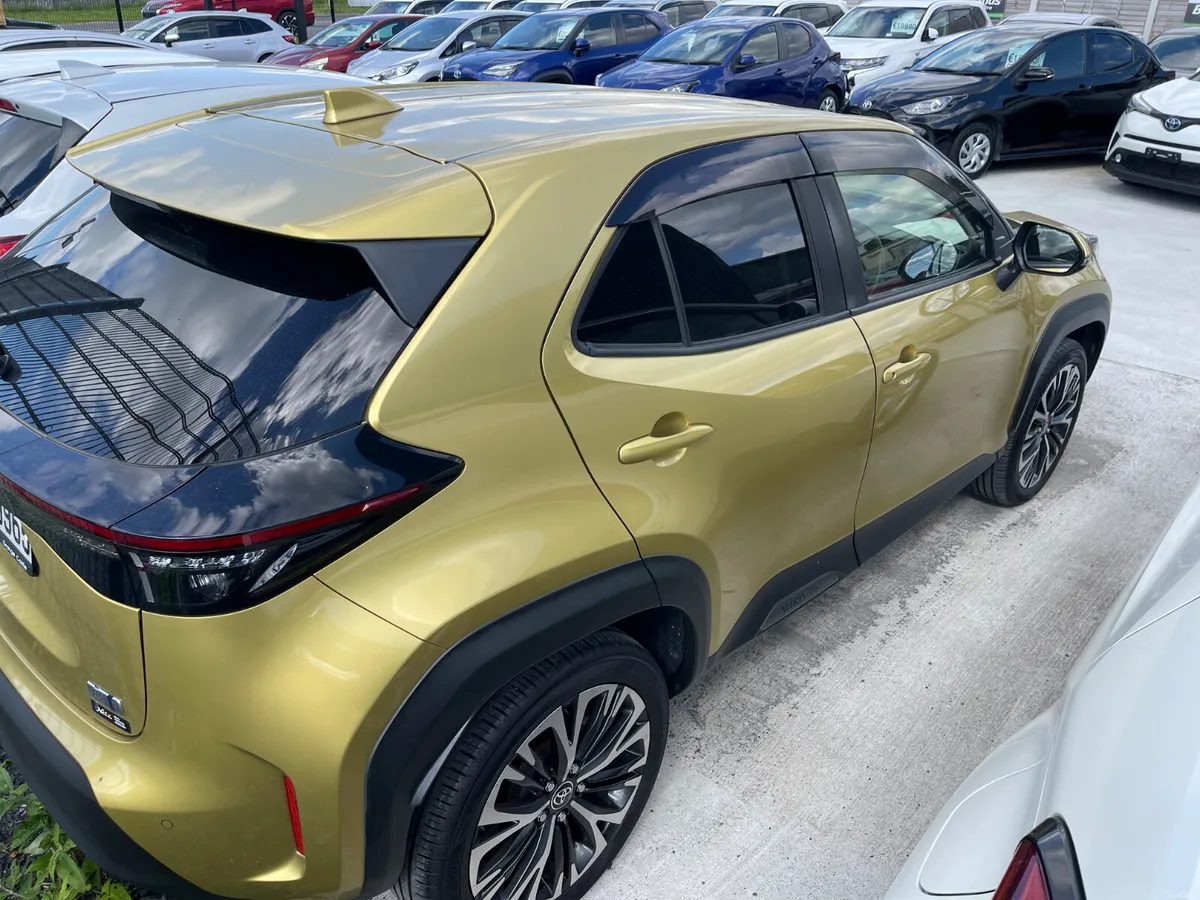 212 Toyota Yaris Cross Hybrid 1.5 Auto (High Spec) - Image 2