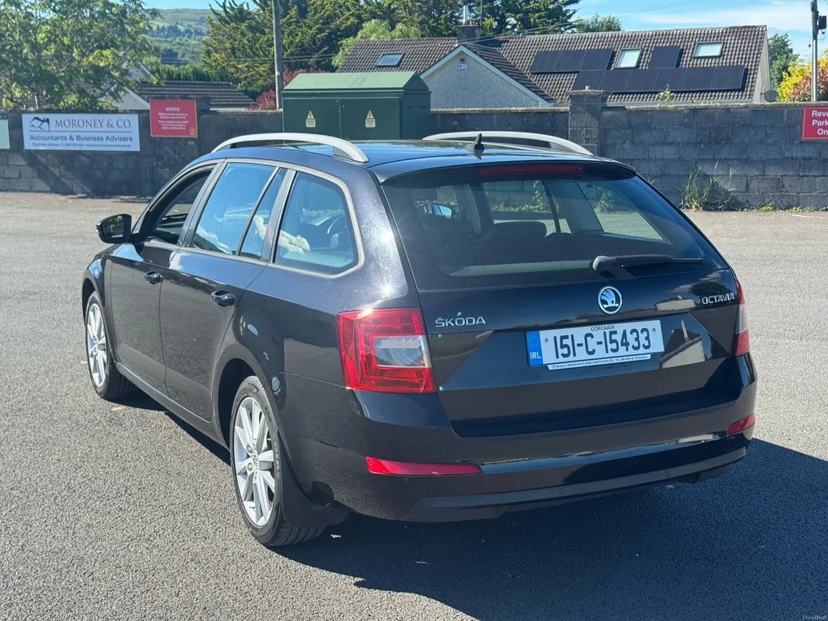 Skoda Octavia estate 2015 nct 09/26 - Image 3