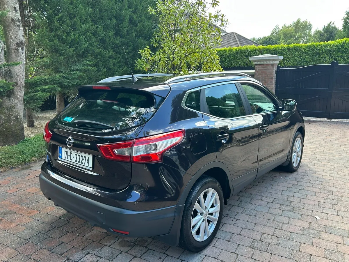 17 Nissan QASHQAI 1.2 SV Only 120km Full SH €8750 - Image 2