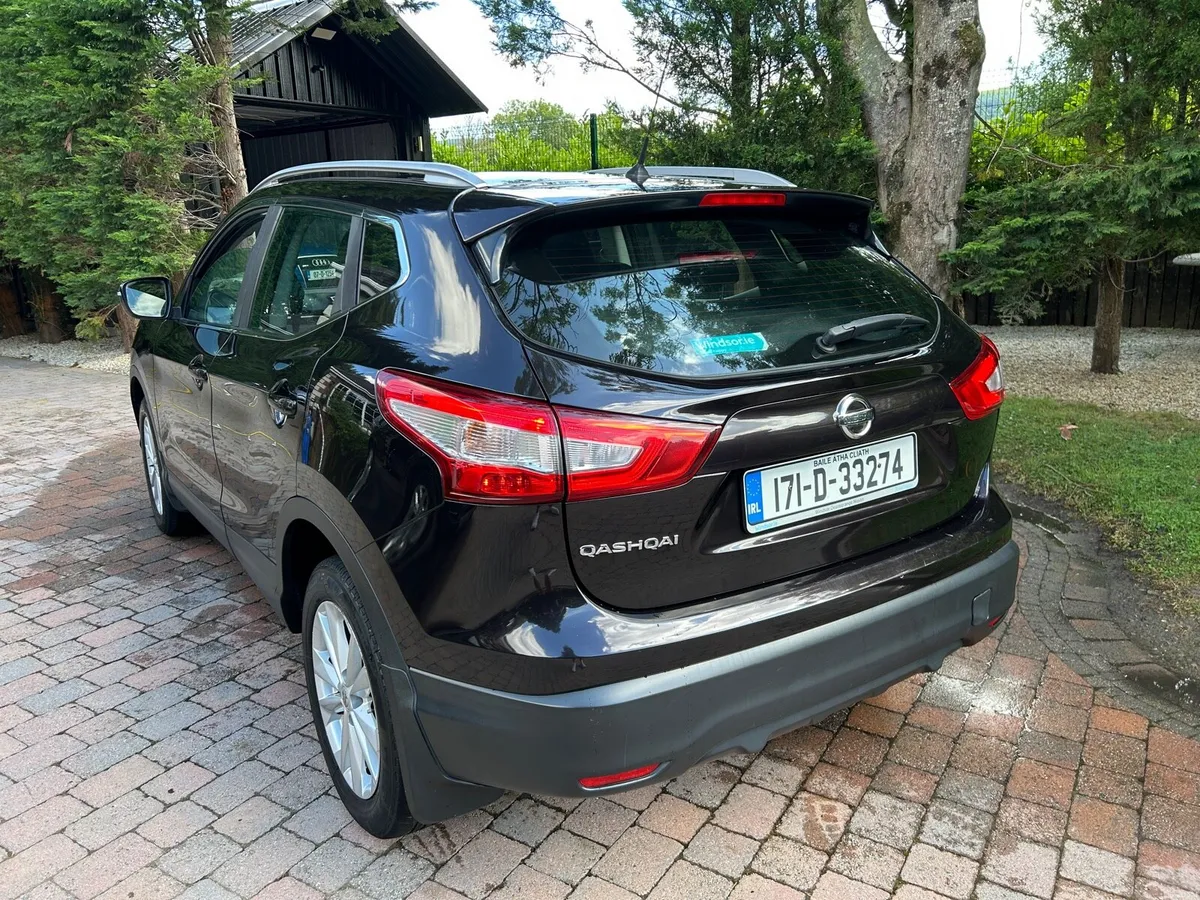 17 Nissan QASHQAI 1.2 SV Only 120km Full SH €8750 - Image 3