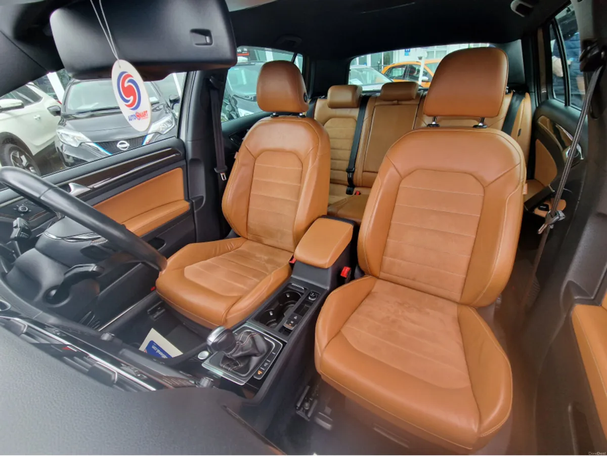 Volkswagen Golf ( 142 REG 1.4 SPECIAL TAN LEATHER - Image 4