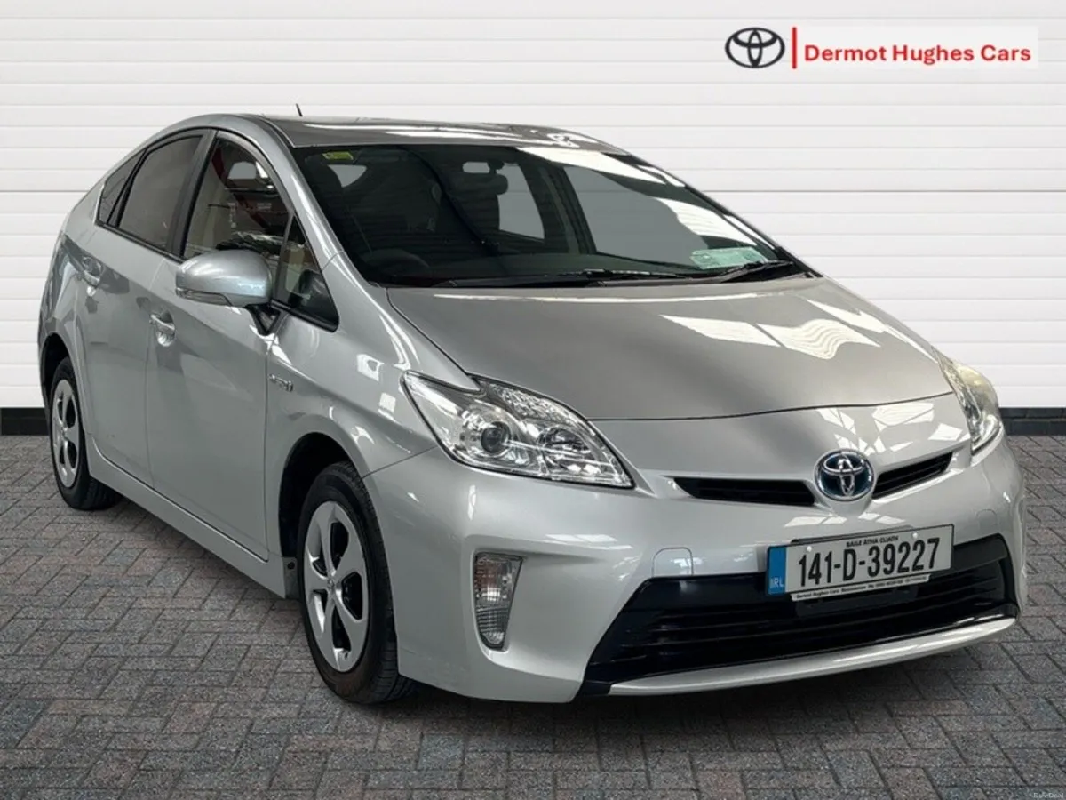 Toyota Prius HYBRID 5DR AUTO - Image 1