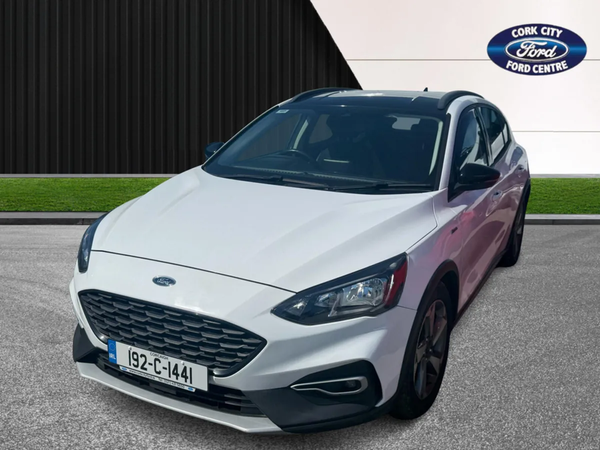 Ford Focus ACTIVE 1.0 ECOB 125PS M6 5DR 4DR - Image 3
