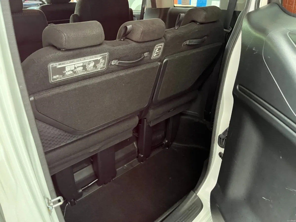 Honda Stepwagon 2020 HONDA STEPWAGON HYBRID G 2.0 - Image 6