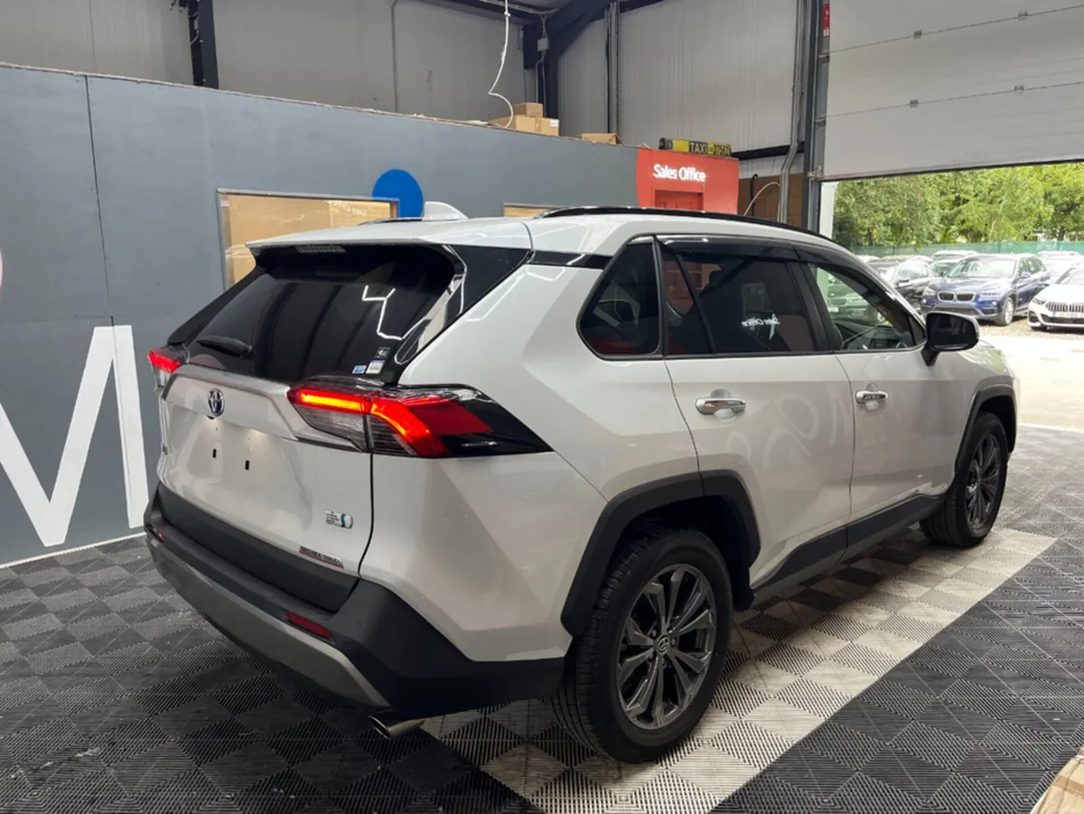 Toyota RAV4 2023 TOYOTA RAV4 HYBRID G 2.5 AUTOMATI - Image 2