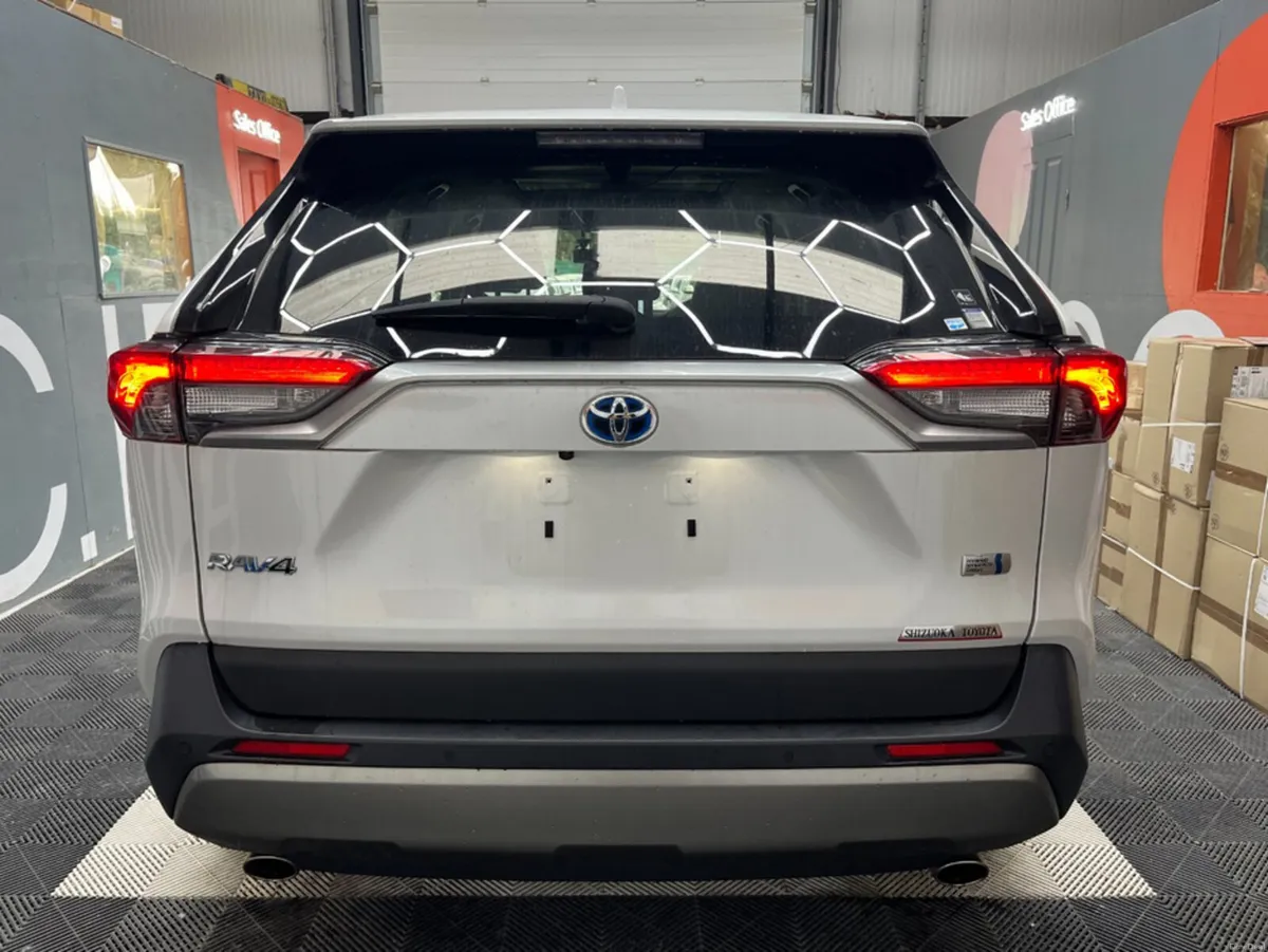 Toyota RAV4 2023 TOYOTA RAV4 HYBRID G 2.5 AUTOMATI - Image 3