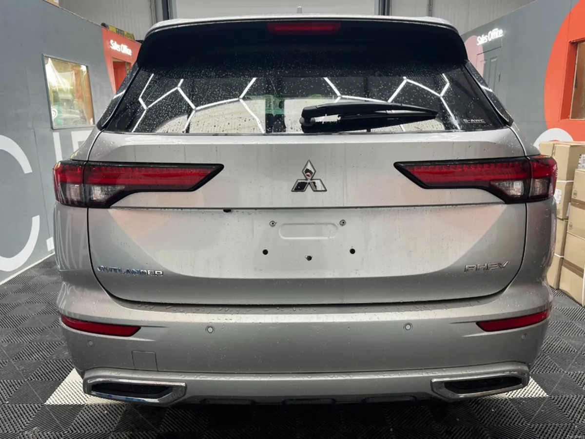 Mitsubishi Outlander 2022 MITSUBISHI OUTLANDER PHE - Image 3
