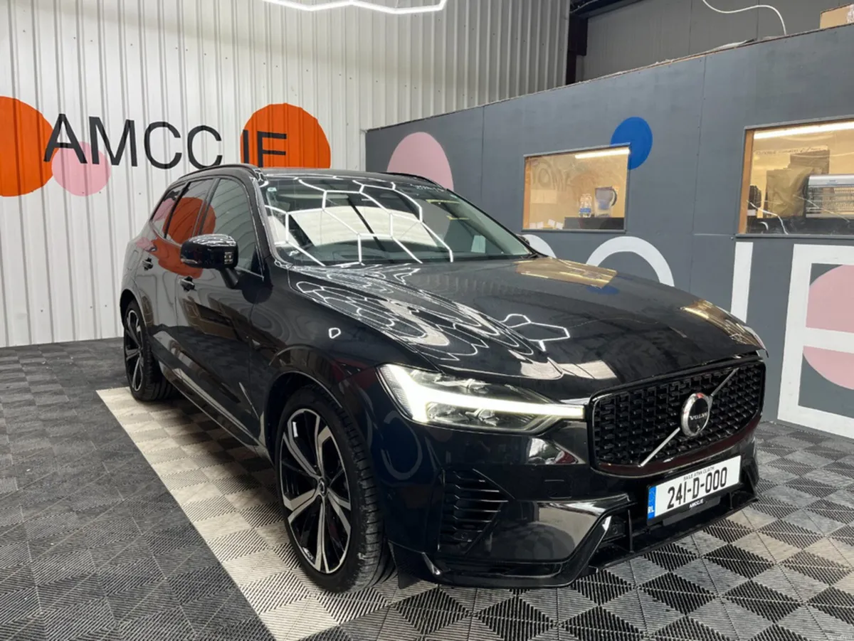 Volvo XC60 2024 VOLVO XC60 RECHARGE T6 PLUG-IN 2.0 - Image 1