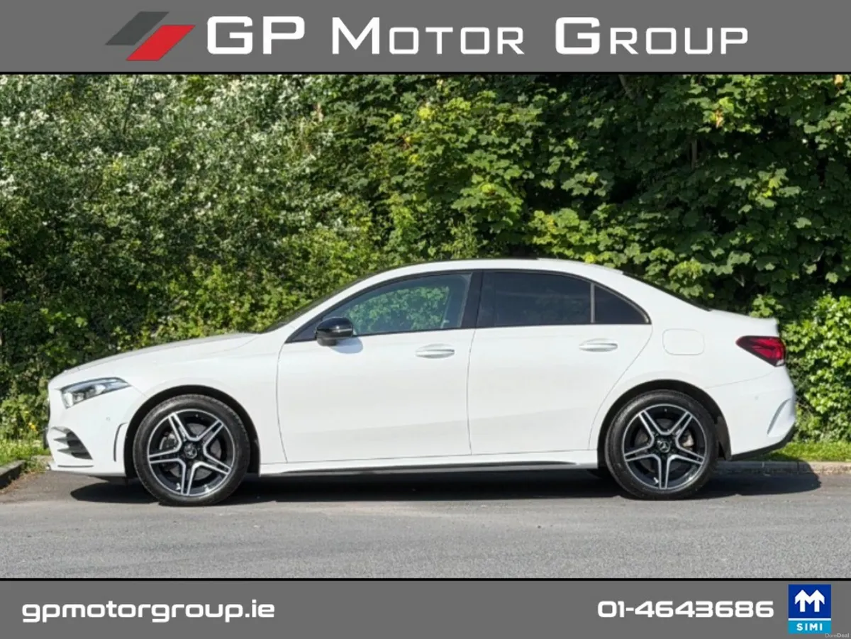 Mercedes-Benz A-Class A250e AMG LINE PREMIUM PLUS - Image 4