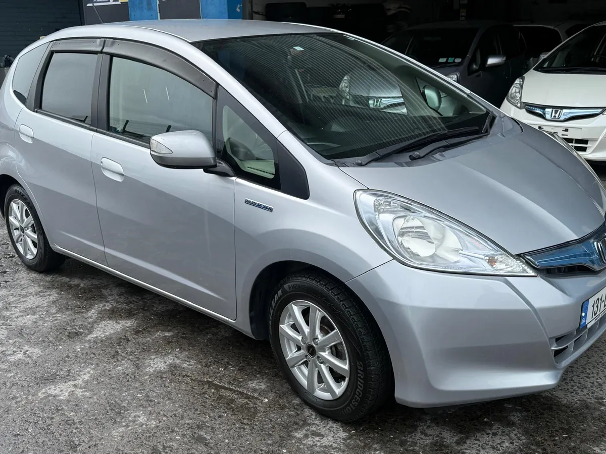 2013 Honda Fit Hybrid Automatic - Image 2