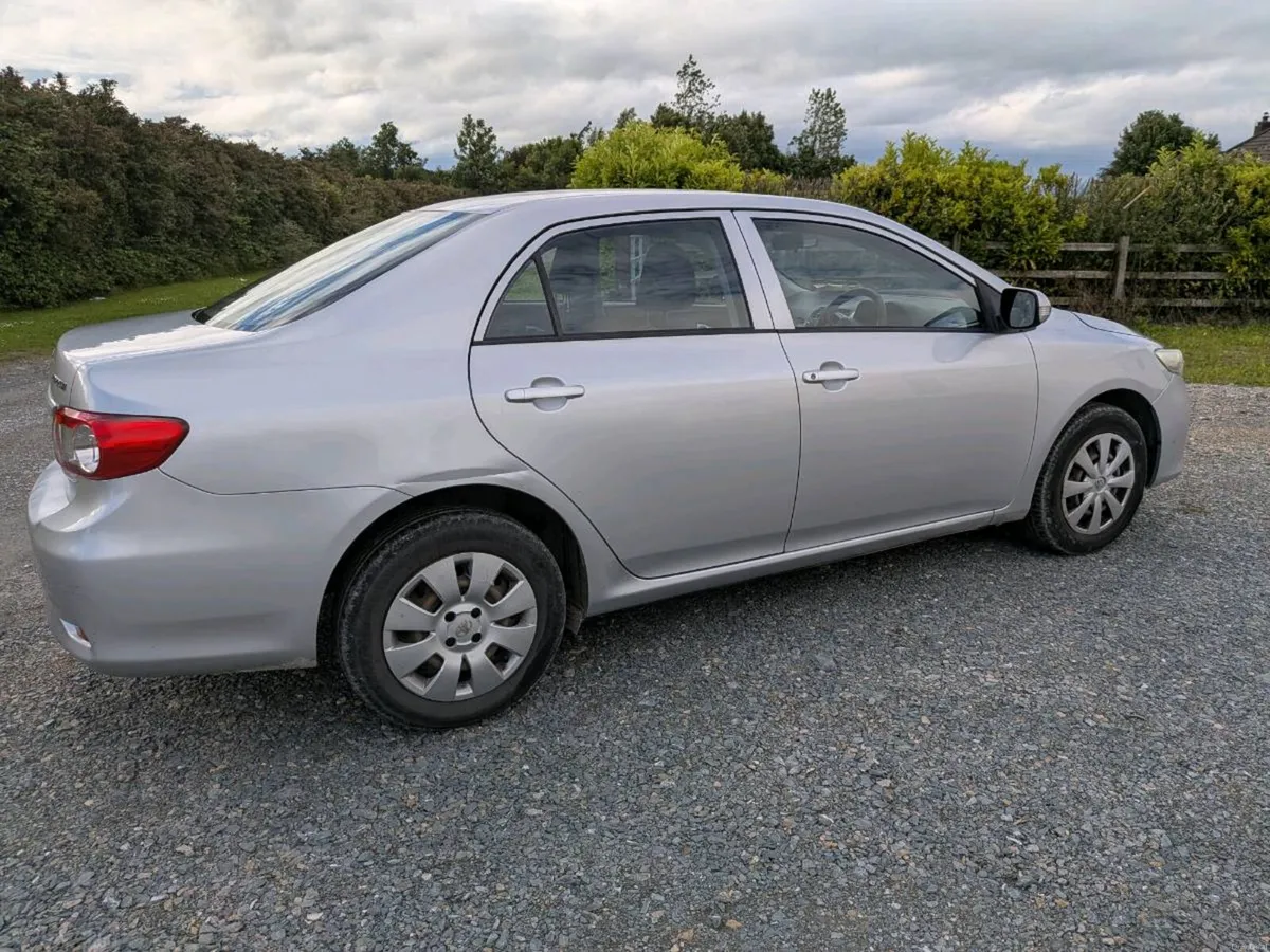 Car - Image 5