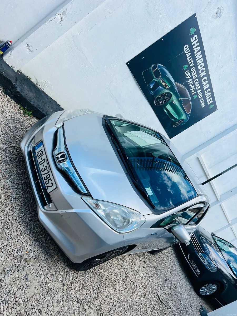 2013 Honda Fit 1.3 Hybird **New Nct Warranty - Image 1