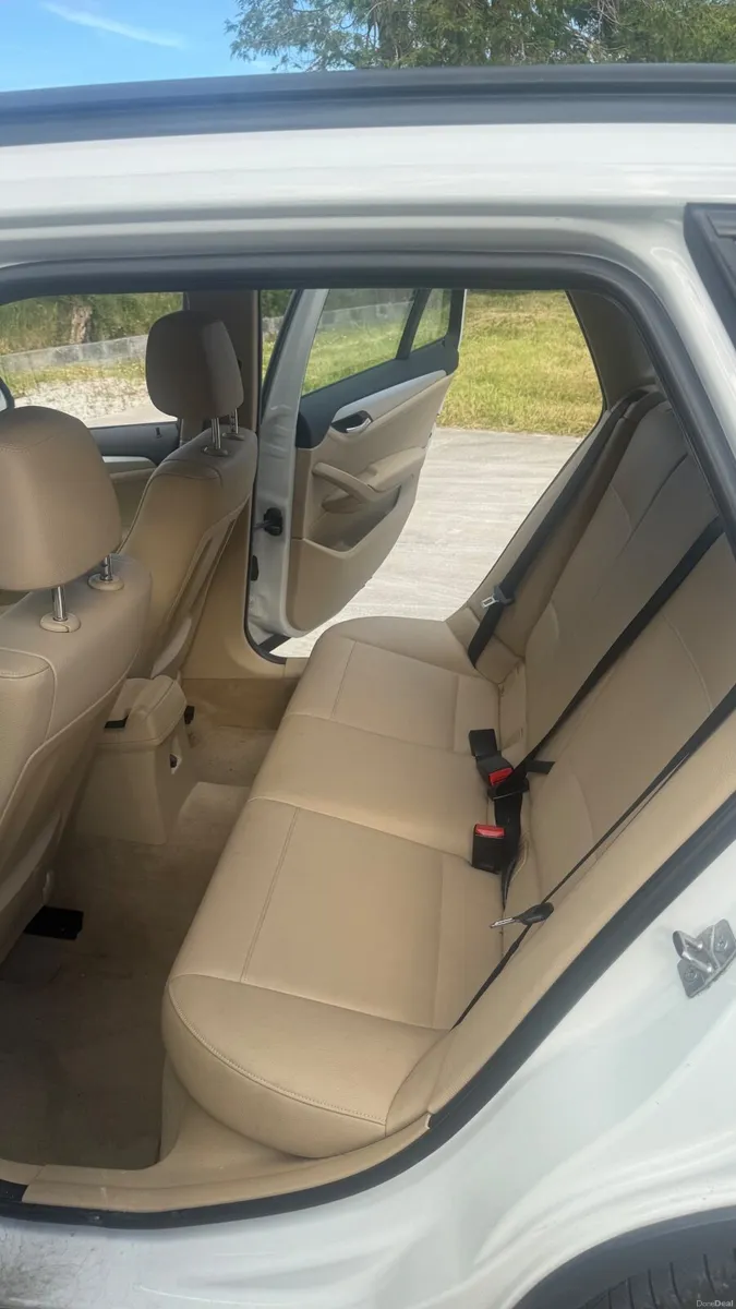 BMW X1 2013 XDrive 18d - Image 3