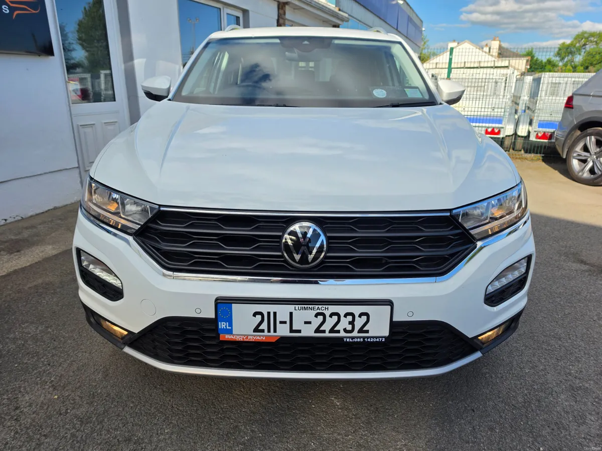 2021 Volkswagen T-Roc 2.0Tdi Design Manual 115BHP - Image 4