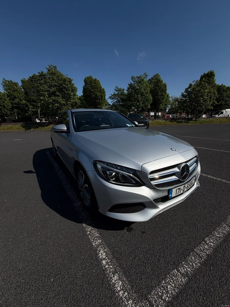 Mercedes C class, low km, full service - Image 1