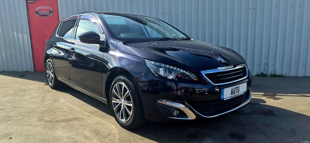 peugeot 308 automatic 1.2 pure tech petrol low kms - Image 3