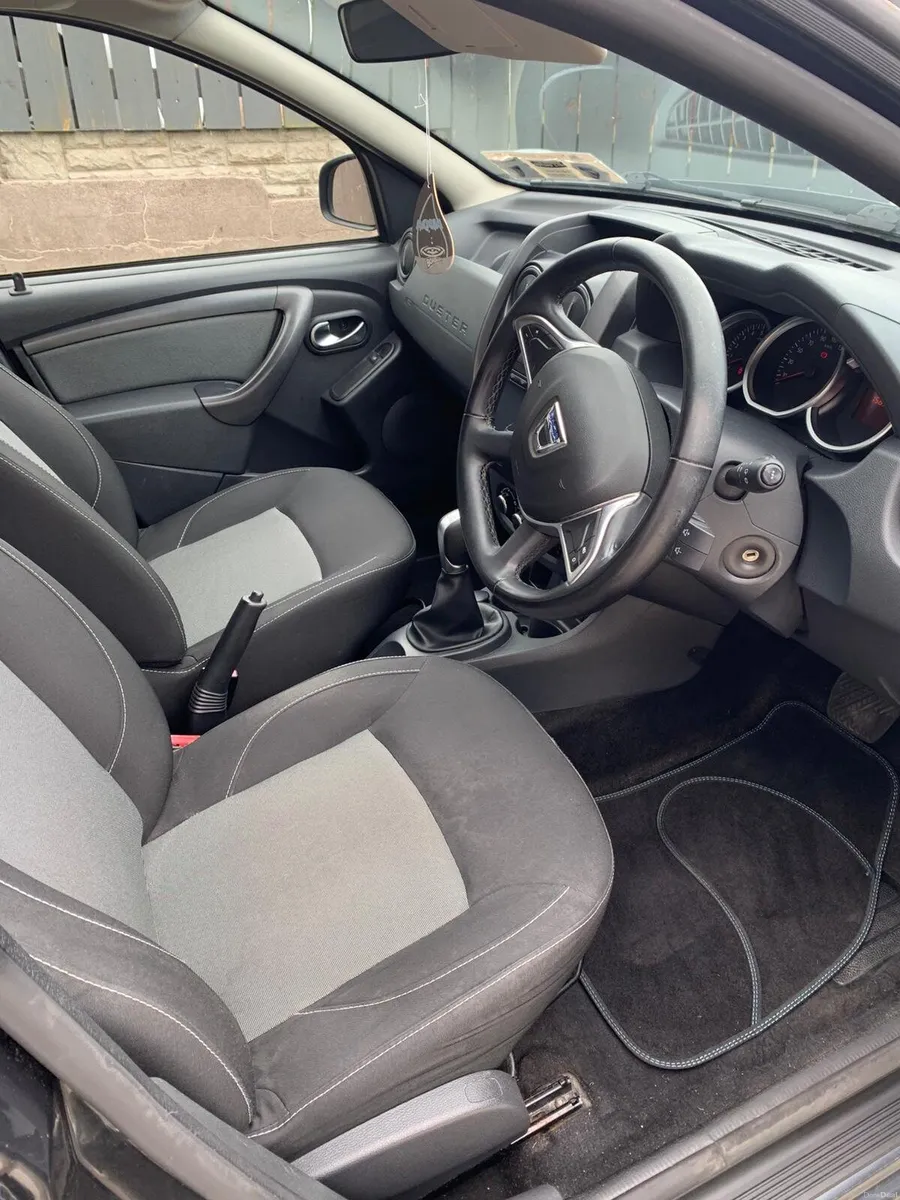 Dacia Duster 2017 - Image 2