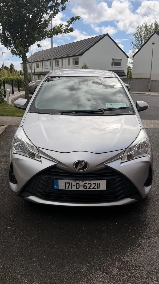 Toyota Vitz 2017 - Image 3