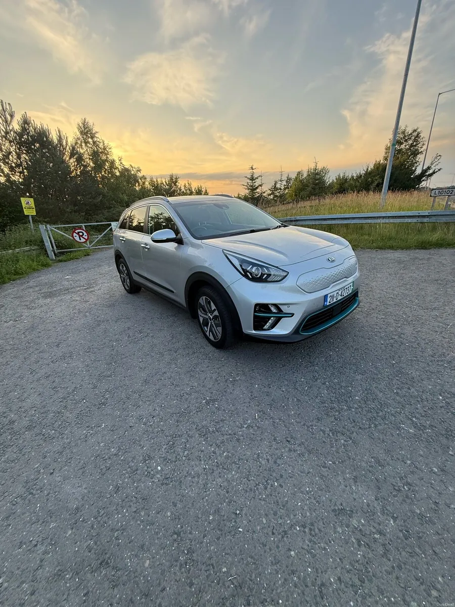 Kia Niro EV 64kw long range hi spec - Image 1
